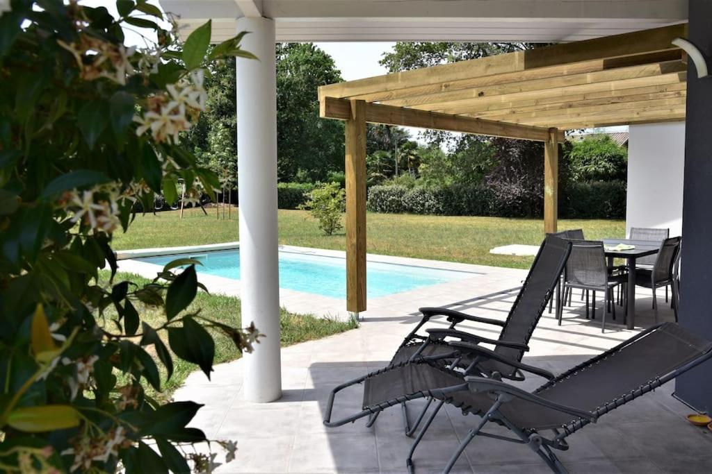 Bénesse-Maremne Calm House, Swimming Pool And Gardenヴィラ エクステリア 写真